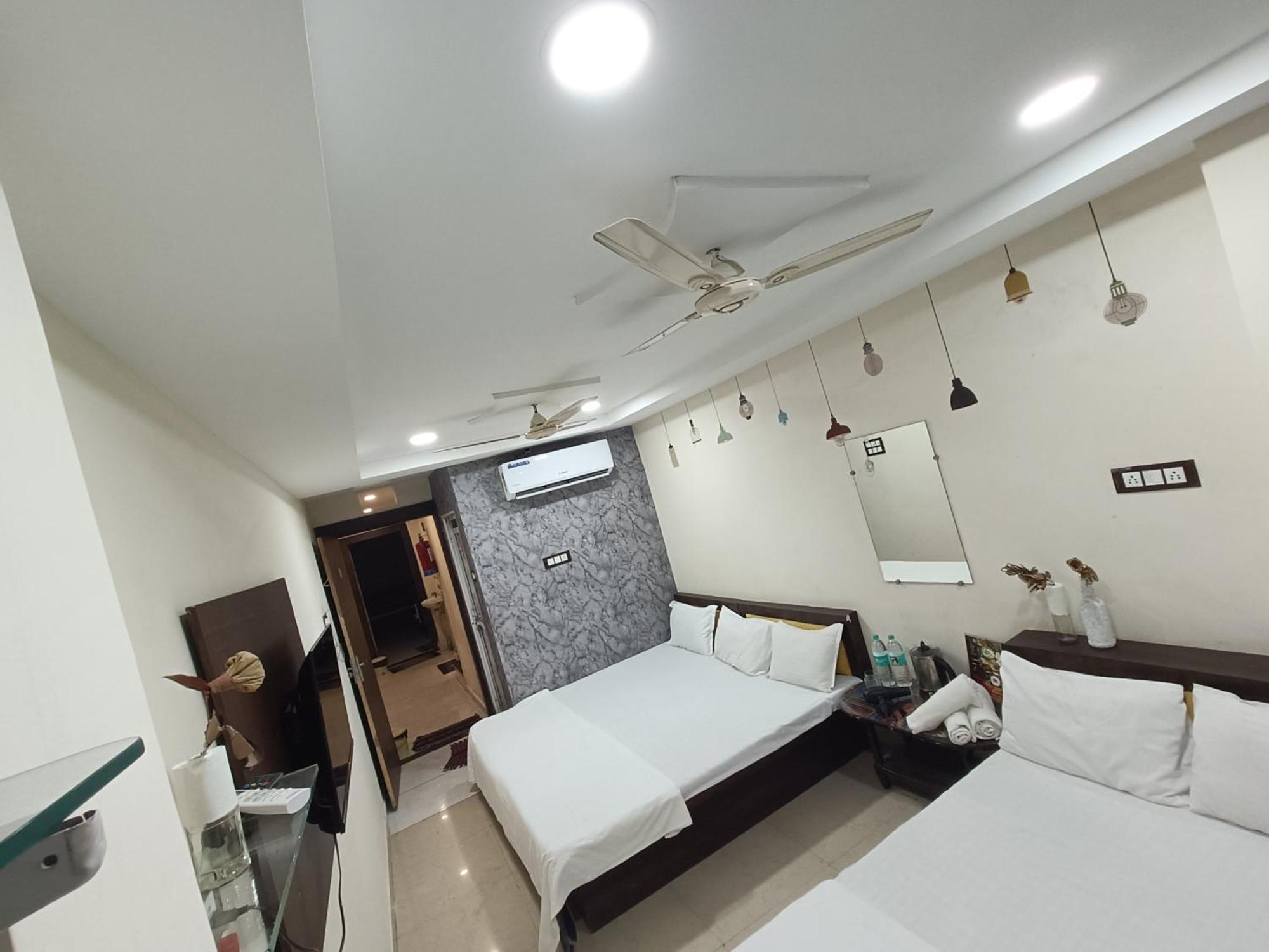 Ginger Hotels Ujjain Tower Kshipra Inn-Family Stay Airconditioned Hotel Экстерьер фото