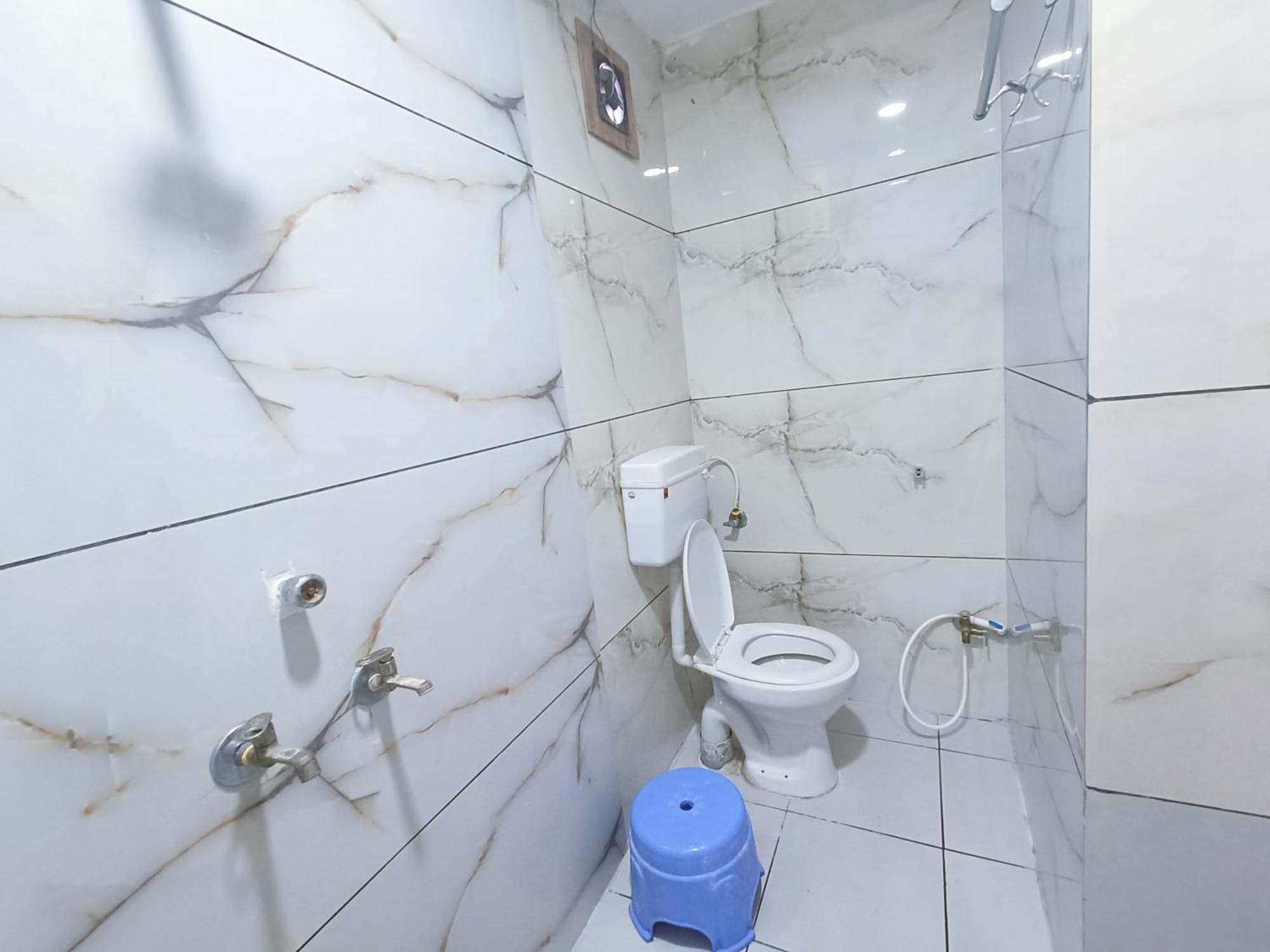 Ginger Hotels Ujjain Tower Kshipra Inn-Family Stay Airconditioned Hotel Экстерьер фото