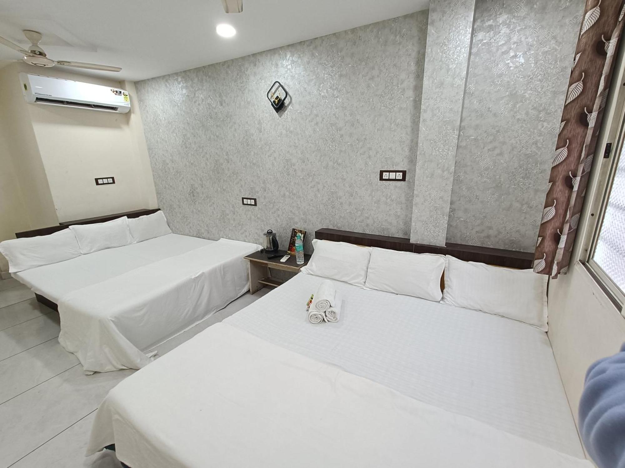Ginger Hotels Ujjain Tower Kshipra Inn-Family Stay Airconditioned Hotel Экстерьер фото
