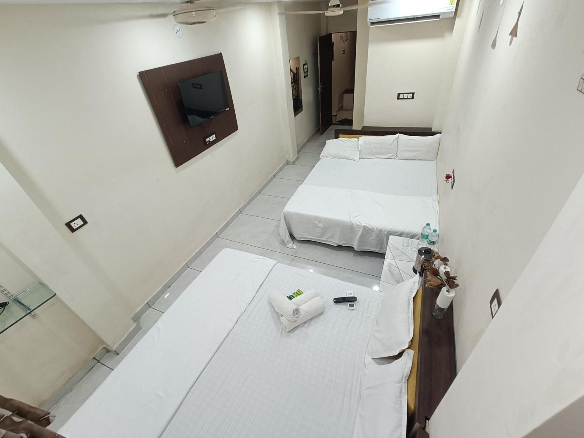 Ginger Hotels Ujjain Tower Kshipra Inn-Family Stay Airconditioned Hotel Экстерьер фото